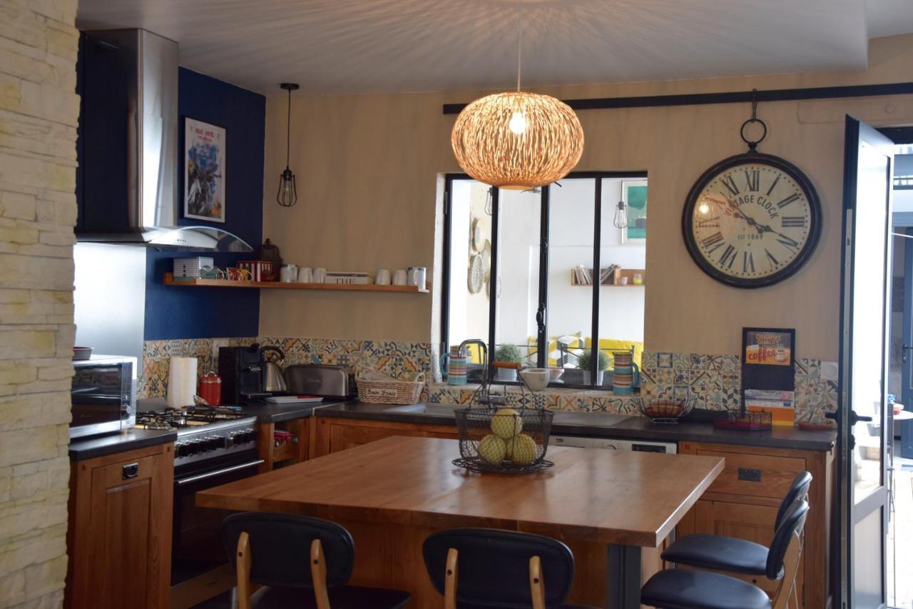 Le Petit Patio Bed & Breakfast Aigues-Mortes Eksteriør bilde