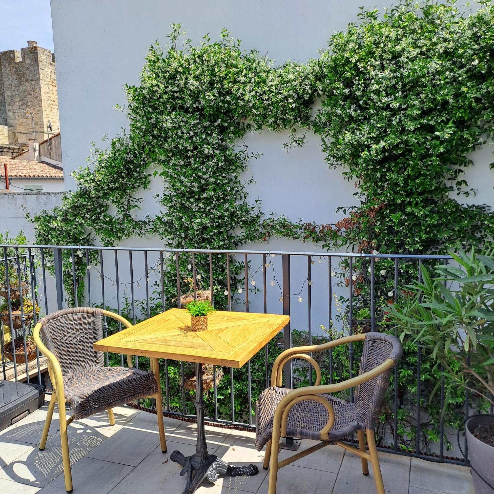 Le Petit Patio Bed & Breakfast Aigues-Mortes Eksteriør bilde